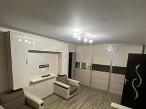 Inchiriere apartament 3 camere, parter - Francezi — miniatura 3