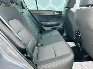 Kia Sportage 2021, 81.000 km, Diesel, 15.990 EUR — miniatura 7
