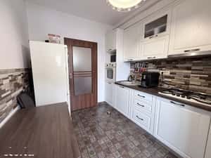 Apartament penthouse - 3 cam,2 bai, terasa mare , 2 locuri  de parcare — miniatura 2