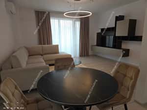 Prima inchiriere Aradului | 2 camere | 2 balcoane | Parcare — miniatura 1