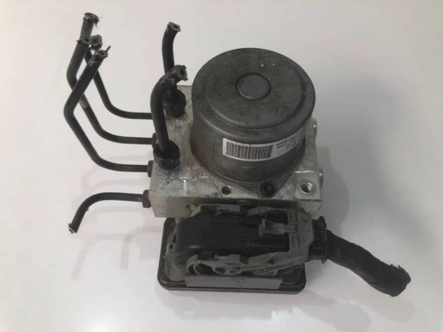 Pompa abs Hyundai Elantra 7 61589-41600 1.4 mpi G4LC — fotografie 1 din 4