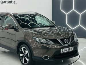 Nissan Qashqai 2015 - 9.990 EUR — miniatura 2