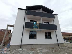 Apartamente noi cu 2 camere - ieșire cartierul 7 noiembrie, zona Lidl — miniatura 1