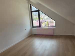 Apartament cu 2 camere de vanzare in Busteni