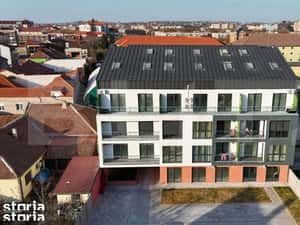 Apartament modern de tip rooftop finisat in zona Ultracentrala