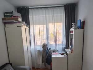 Vand apartament 3 camere zona Traian Vuia — miniatura 3