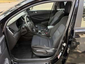 Hyundai TUCSON Manuală 116 HP Diesel — miniatura 4