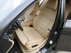 BMW M550i F10 2010 — miniatura 7