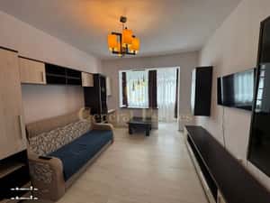 Vinzare Apartament 2 camere RENOVAT   Tractorul — miniatura 1