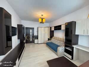 Vinzare Apartament 2 camere RENOVAT   Tractorul — miniatura 3