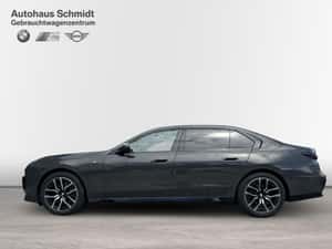 BMW 740 Berlină Diesel Second-hand 27.788 km — miniatura 3
