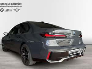 BMW 740 Berlină Diesel Second-hand 27.788 km — miniatura 4