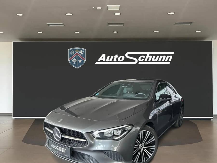 Mercedes-Benz CLA 200 Automată 163 HP Benzină — fotografie 1 din 7