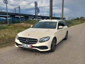 Mercedes E-220 Avangarde fabricatie 2020 — miniatura 3