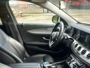 Mercedes E-220 Avangarde fabricatie 2020 — miniatura 5