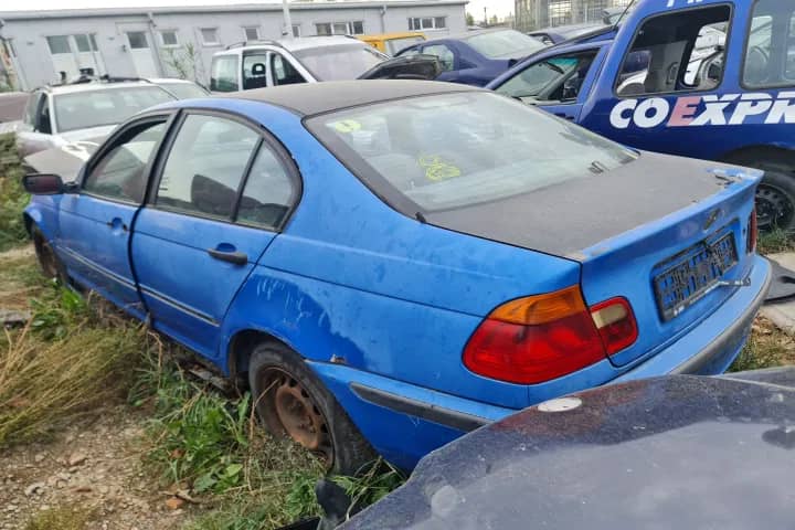 Piese BMW Seria 3 1999 320d MT (136 hp) — fotografie 1 din 10