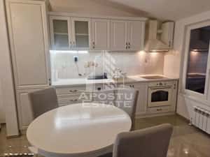Apartament cu 2 camere de inchiriat, Circumvalatiunii, Timisoara — miniatura 3