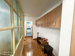 Apartament cu 3 camere zona Calea Aradului, Oradea — miniatura 3