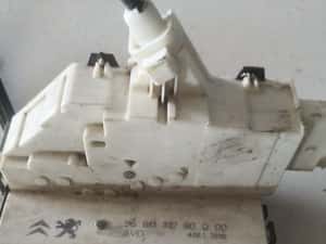 Broasca Usa Dreapta Fata Peugeot 407 (6D_) [ 2004 - > ] Oem 9681333280 — miniatura 6