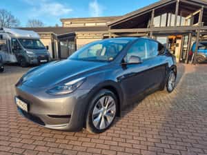 Tesla Model Y Second-Hand - 14.500 km - 38.957 EUR — miniatura 6