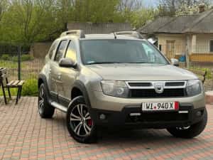 Dacia Duster 4x4 benzină si gaz — miniatura 10