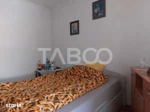 Apartament 55 mp 3 camere etaj 3 balcon pivnita Piata Noua Cisnadie — miniatura 5