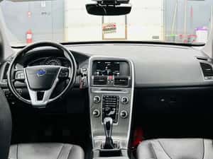 VOLVO XC 60 de vânzare - 13.290 EUR — miniatura 6