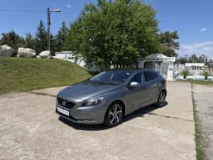Volvo V40. 2016. 2.0 D. 190 CP