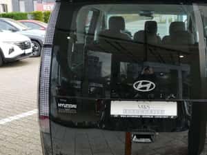 Hyundai STARIA - vehicul nou, 1 km rulaj — miniatura 2
