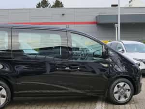 Hyundai STARIA - vehicul nou, 1 km rulaj — miniatura 4