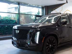 Cadillac Escalade Platinum Sport Automată 420 HP