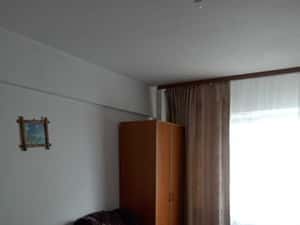 Inchiriez garsoniera piata Sudului, etaj 4/9 cu balcon + centrala bloc — miniatura 4