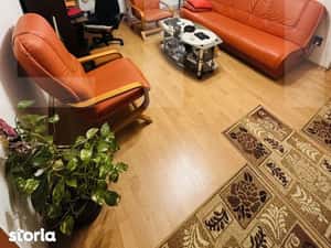 Apartament 3 camere, zona Vlaicu, Bloc renovat — miniatura 4