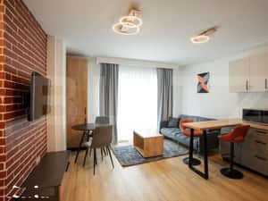 Apartament cu 2 camere, 43 mp, parcare, zona Tineretului. — miniatura 2
