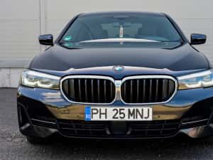 Bmw seria 5 G30 2021 — miniatura 3