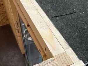 Cusca câine acoperiș plat, izolată complet + accesorii incluse — miniatura 6