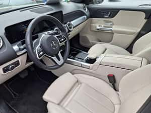 Mercedes-Benz GLB 220d 4Matic 2021 — miniatura 5