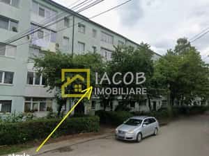 Apartament cu 3 camere, etajul 1, str. Micov, Bacau — miniatura 4