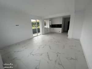 Apartament cu 2 camere,finisat- zona Tineretului