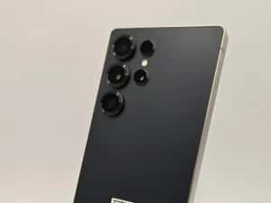 Samsung S25 Ultra / Black / 512 GB / DeluxGSM