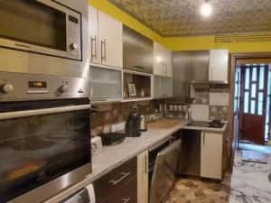 Casa individuala, 6 camere, curte comuna, zona Kiriac - Kaufland — miniatura 6