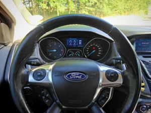 Ford Focus 1.6 TDCi (115 CP) –consum 5.5 La  Masina Intretinuta! Cititi Anuntul .Dublu Climatronic ,  2 seturi roti. Pachet Iarna 192000 KM Reali — miniatura 3