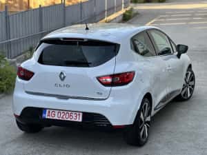 Clio LUXE 0.9Tce *96.000 km reali-Istoric service ! *Navi*Climă*Keyless GO/ENTRY* — miniatura 6