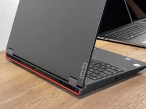 Lenovo ThinkPad P16 Gen2 OLED i9-13950HX 32GB RTX4000 12GB 1TB SSD — miniatura 9
