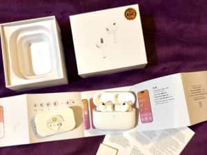 Airpods Pro 3,Model compatibil 2026 — miniatura 1
