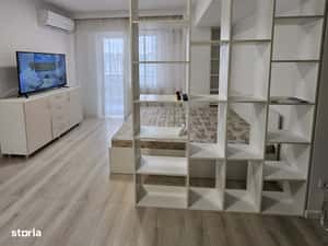 Apartament cu o camera, decomandat, etaj 5, 41mp, 400 euro — miniatura 5