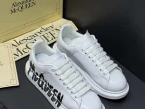 Adidasi Alexander Mcqueen noi !!! Marimi 40/44 !!!