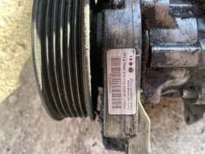 Pompa Servo BMW 750i E65 Pret 400 lei — miniatura 8