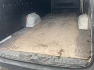 Vând autoutilitara Mercedes Sprinter — miniatura 5