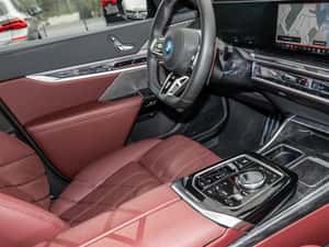 BMW M760e xDrive | Executive Lounge | 571 CP — miniatura 7